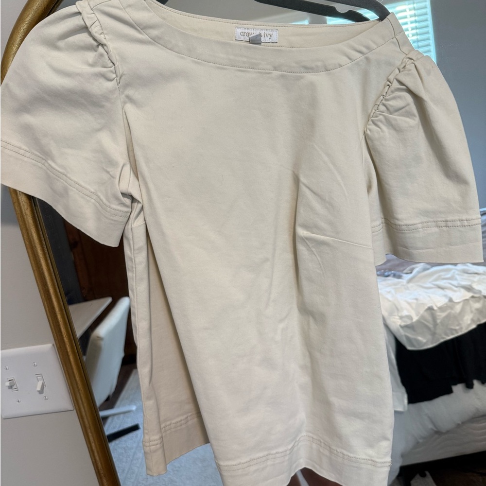 Crown & Ivy Ivory Short Sleeve Top